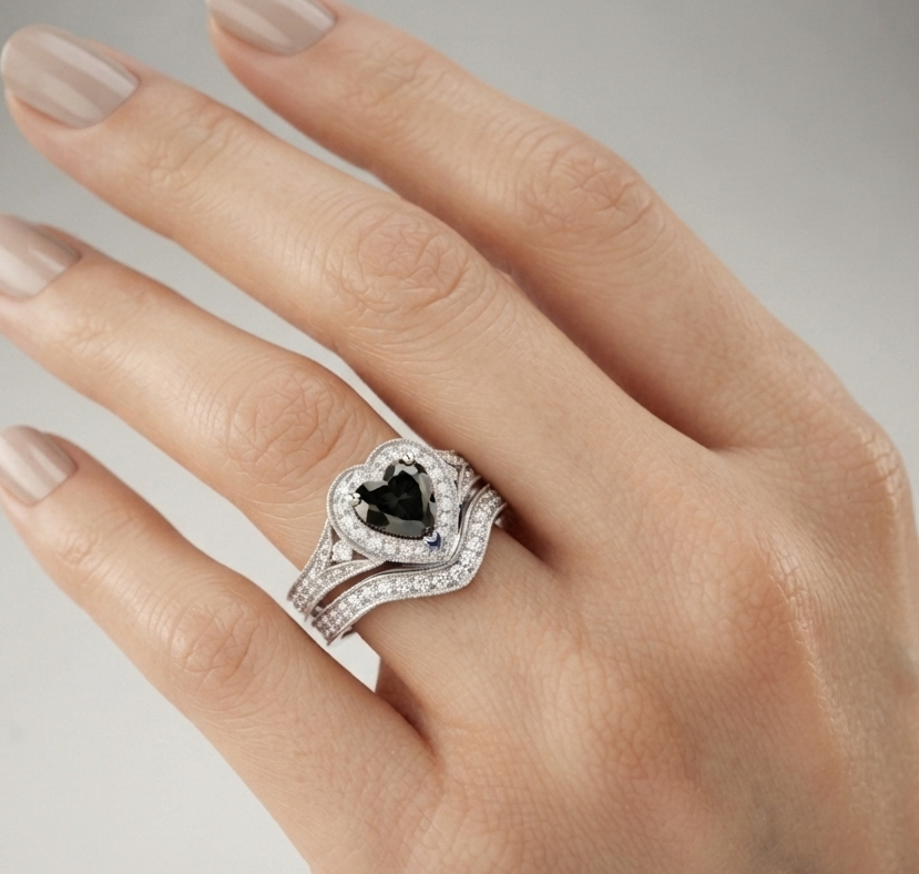 BLACK HEART-CUT VINTAGE RING SET