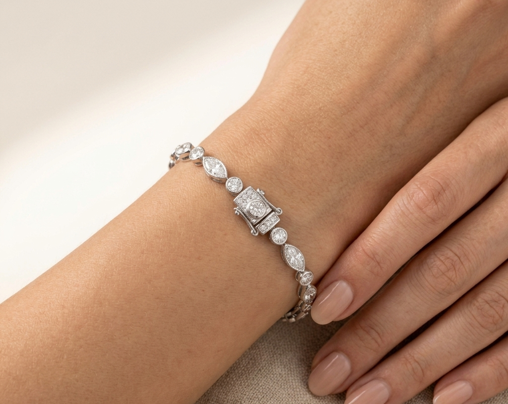 MARQUISE AND ROUND DIAMOND TENNIS BRACELET