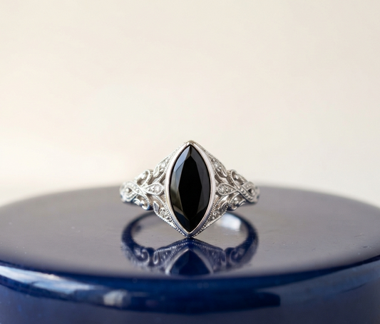 BLACK MARQUISE-CUT VINTAGE ENGAGEMENT RING