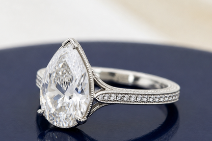 PEAR DIAMOND VINTAGE WEDDING RING