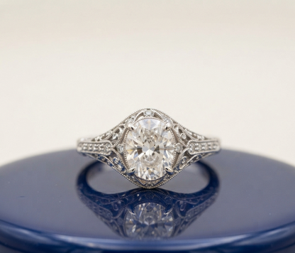 VINTAGE OVAL DIAMOND WEDDING RING