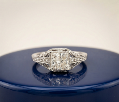 PRINCESS DIAMOND VINTAGE ENGAGEMENT RING