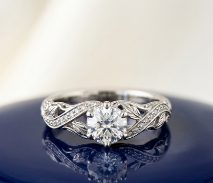 VINTAGE ROUND DIAMOND ENGAGEMENT RING