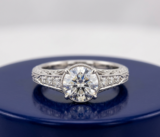 ROUND DIAMOND VINTAGE WEDDING RING