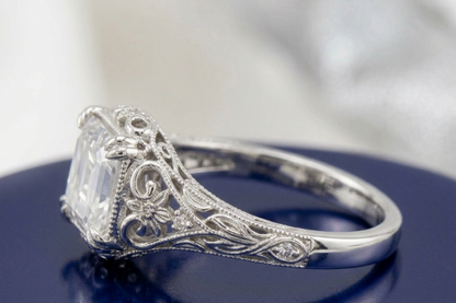 ASSCHER DIAMOND VINTAGE WEDDING RING