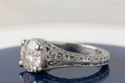 VINTAGE ROUND DIAMOND WEDDING RING