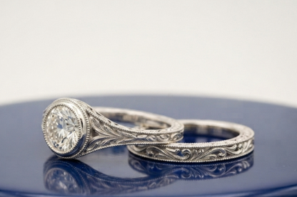 ROUND DIAMOND VINTAGE RING SET