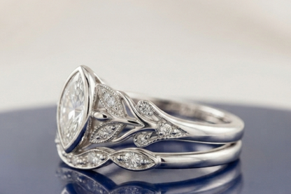 MARQUISE DIAMOND VINTAGE RING SET