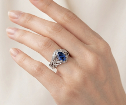 BLUE SAPPHIRE OVAL-CUT VINTAGE RING SET