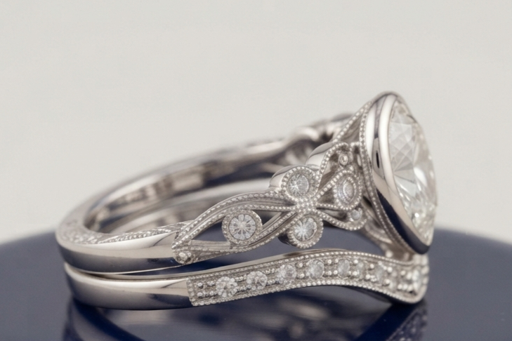 VINTAGE ROUND DIAMOND RING SET