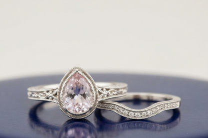 PINK PEAR-CUT VINTAGE RING SET