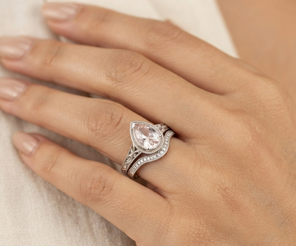 PINK PEAR-CUT VINTAGE RING SET