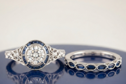 VINTAGE ROUND DIAMOND RING SET