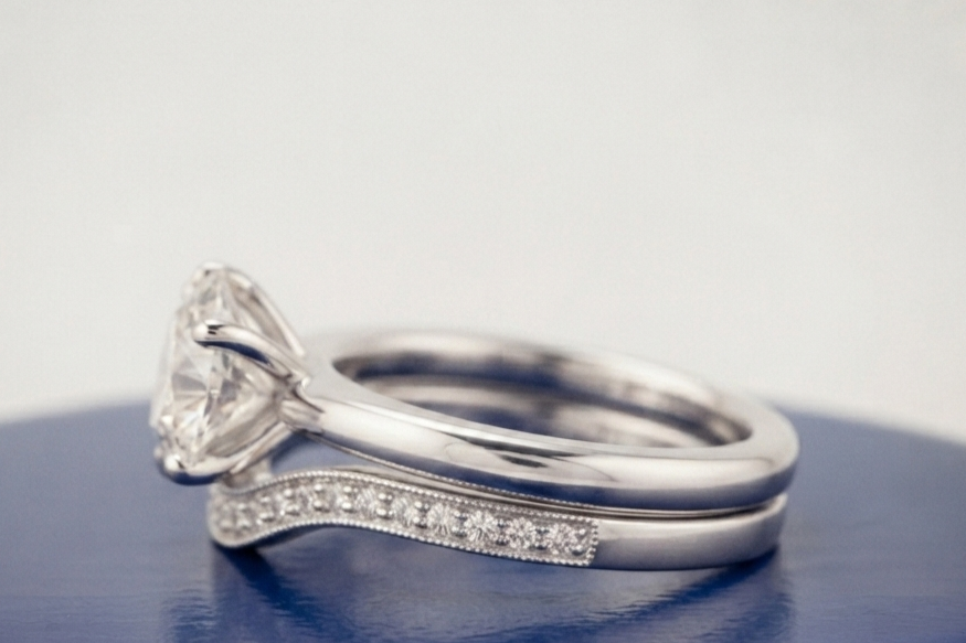 ROUND DIAMOND VINTAGE RING SET