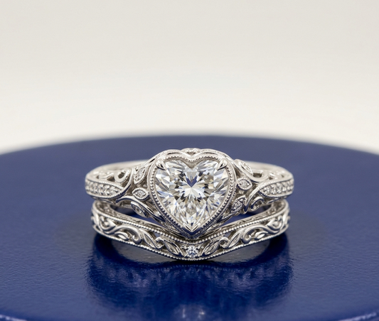 VINTAGE HEART DIAMOND RING SET
