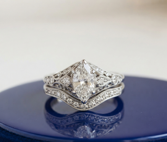 MARQUISE DIAMOND VINTAGE RING SET