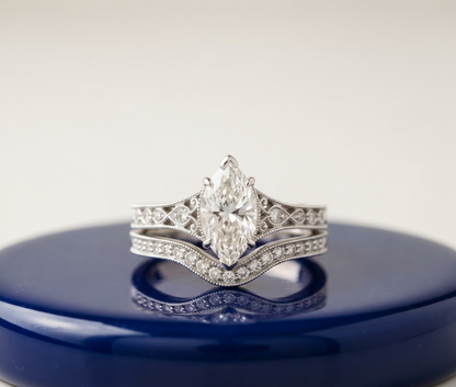 VINTAGE MARQUISE DIAMOND RING SET