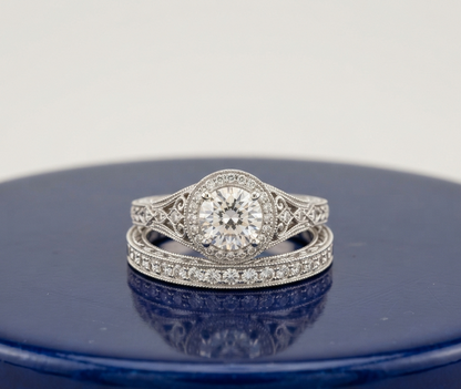 ROUND DIAMOND VINTAGE RING SET