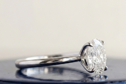 OVAL SOLITAIRE ENGAGEMENT RING