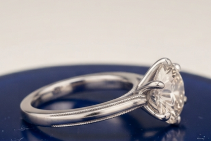 SOLITAIRE ROUND ENGAGEMENT RING