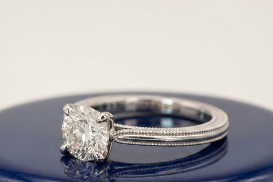 ROUND SOLITAIRE ENGAGEMENT RING