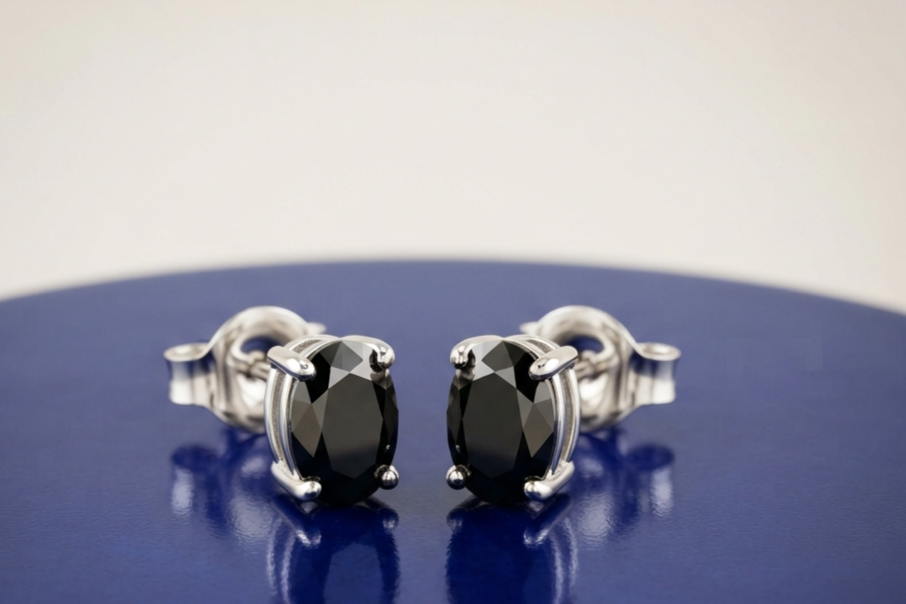 BLACK OVAL DIAMOND STUD EARINGS