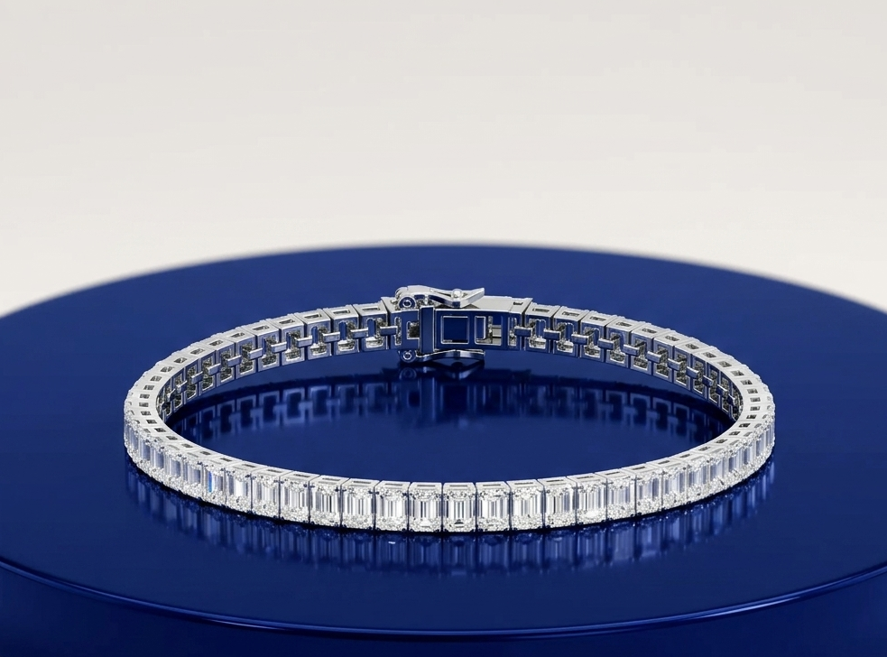 EMERALD DIAMOND TENNIS BRACELET