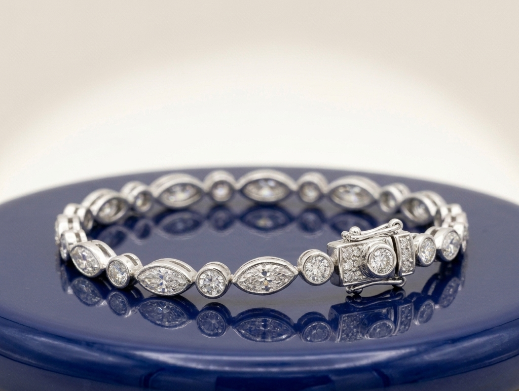 MARQUISE AND ROUND DIAMOND TENNIS BRACELET